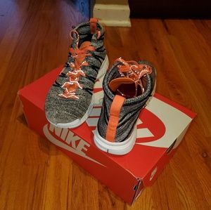 Nike Free Flyknit Chukka